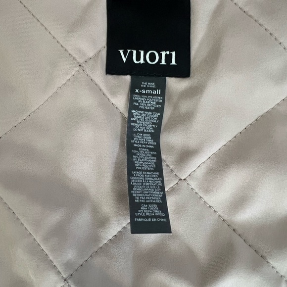 Vuori Echo Insulated Bomber Jacket - Picture 9 of 9